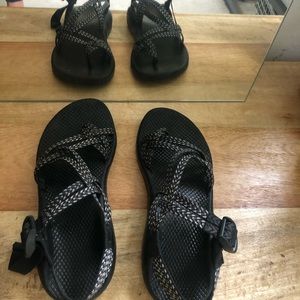 Black and White 2 Strap Chacos